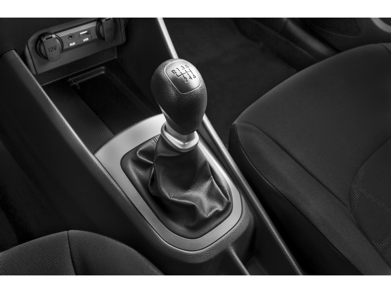 2016 Kia Rio 5dr HB Auto SX w/UVO Exterior Shot 12