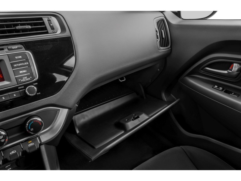 2016 Kia Rio 5dr HB Auto SX w/UVO Interior Shot 4
