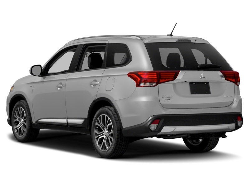 2018 Mitsubishi Outlander SE AWC Exterior Shot 10