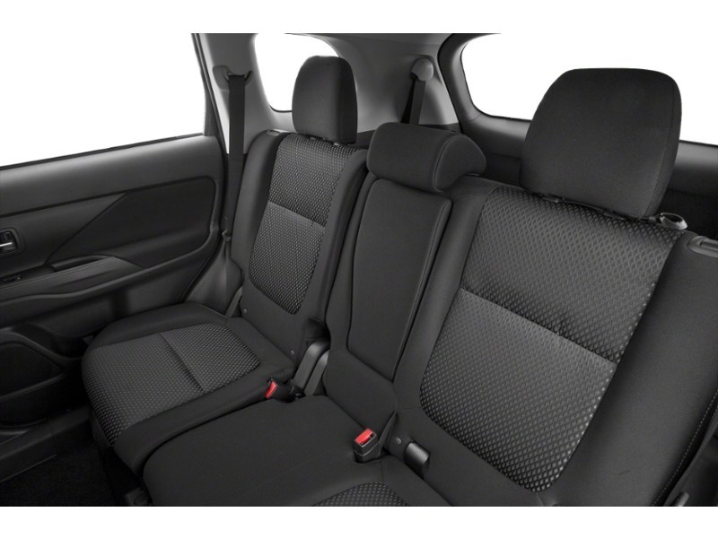 2017 Mitsubishi Outlander AWC 4dr ES Interior Shot 5