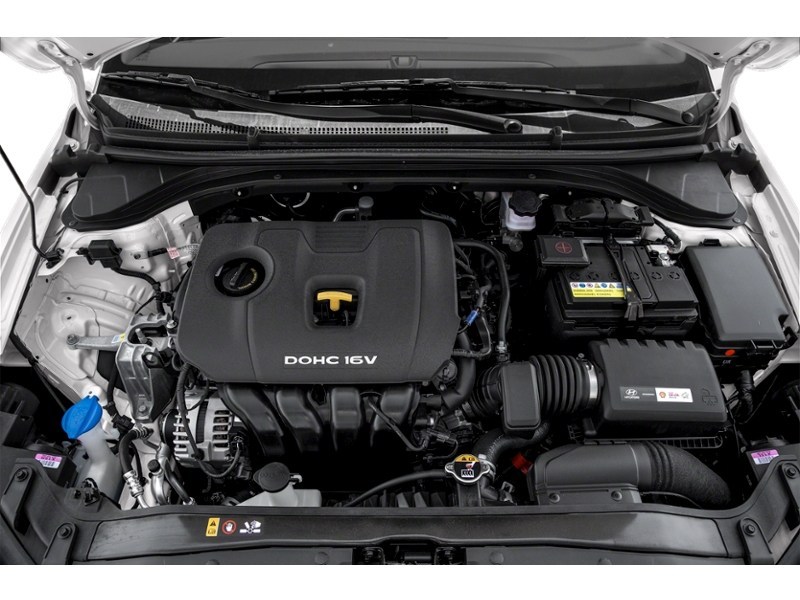 2017 Hyundai Elantra 4dr Sdn Auto Limited SE Exterior Shot 3