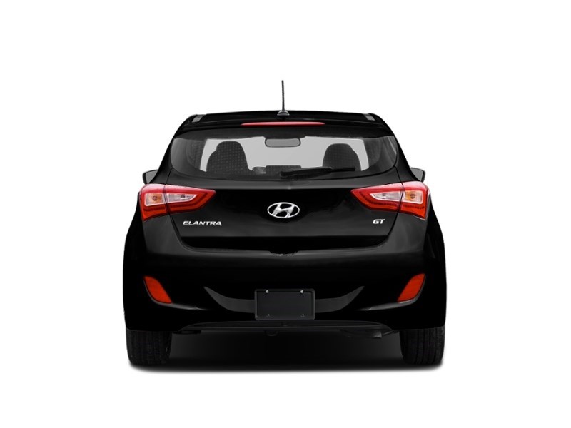 2017 Hyundai Elantra GT 5dr HB Auto Limited Exterior Shot 8