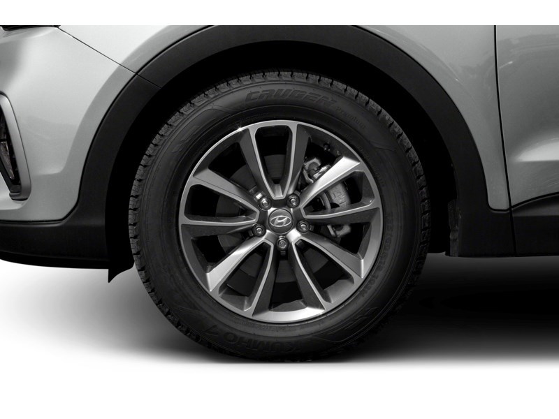 2017 Hyundai Santa Fe XL FWD 4dr Exterior Shot 5