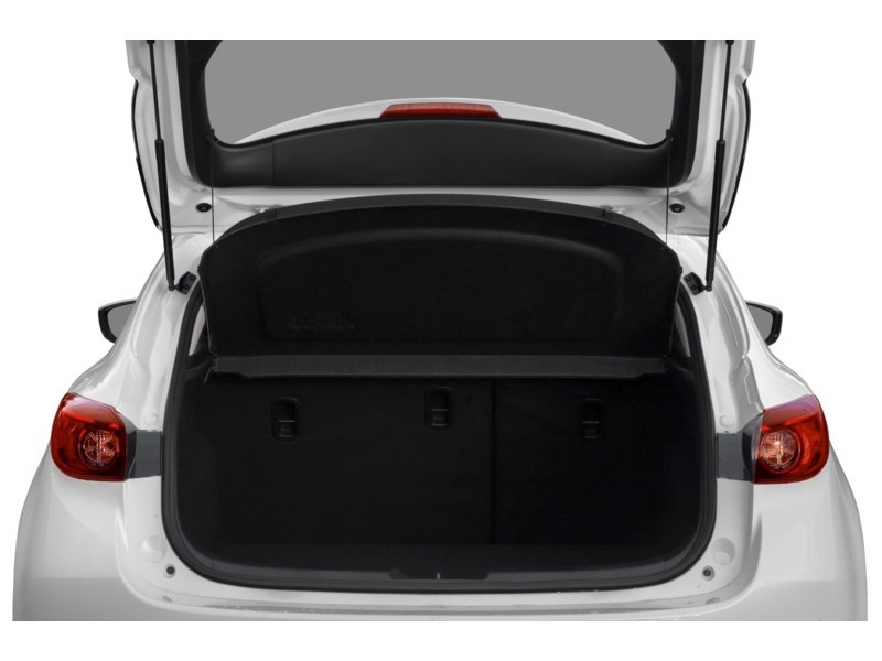 2017 Mazda Mazda3 Sport 4dr HB Sport Auto GS Exterior Shot 4