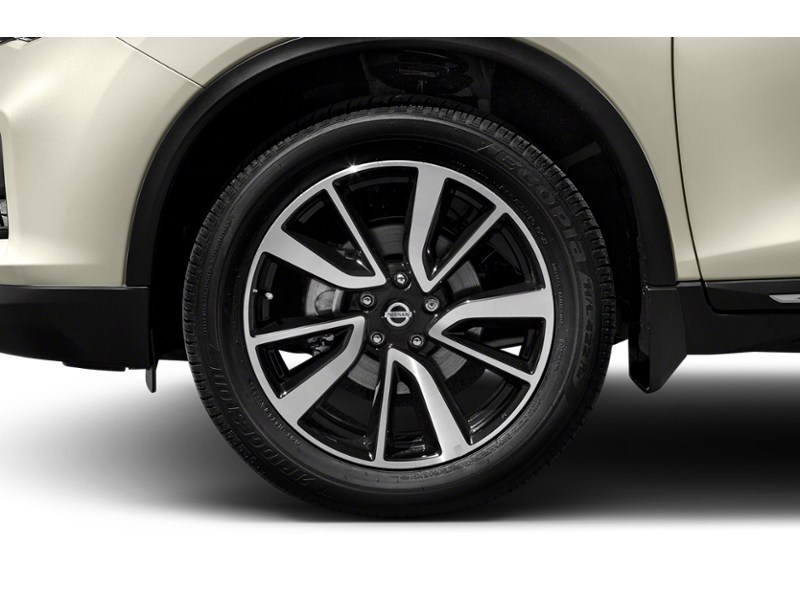 2017 Nissan Rogue AWD 4dr SL Platinum Exterior Shot 5