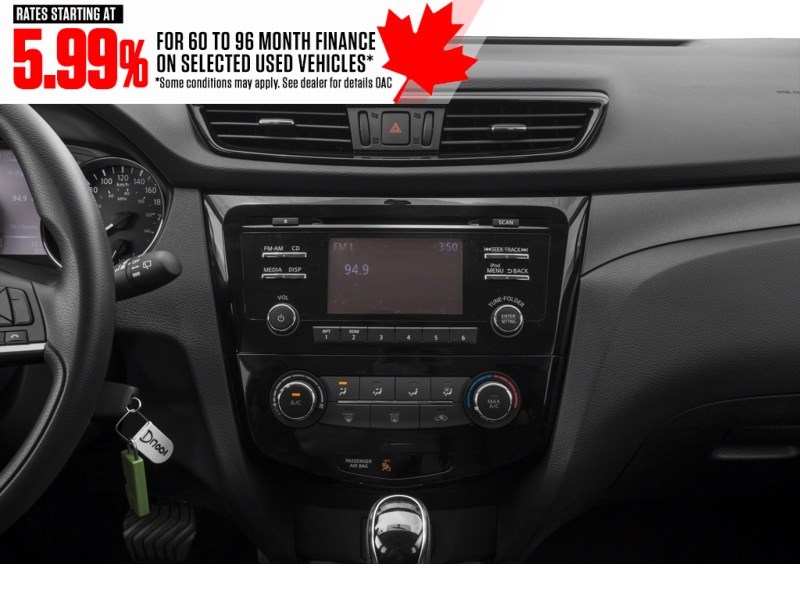 2019 Nissan Qashqai FWD S CVT Interior Shot 2