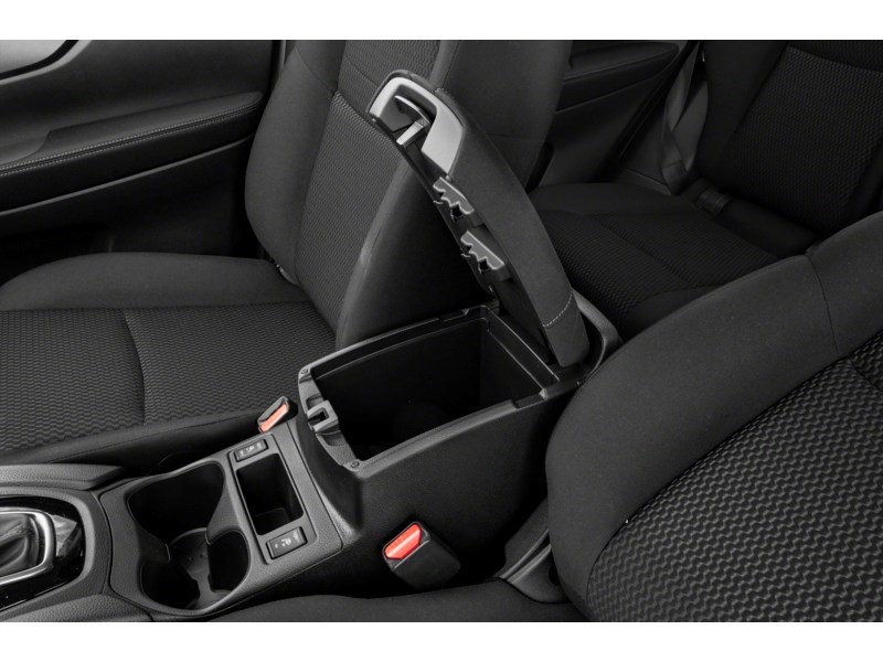 2018 Nissan Qashqai AWD SV CVT Interior Shot 7