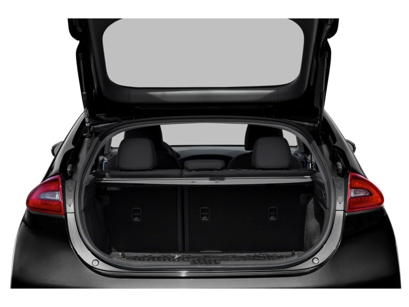 2018 Hyundai Ioniq Plug-In Hybrid SE Hatchback Exterior Shot 4