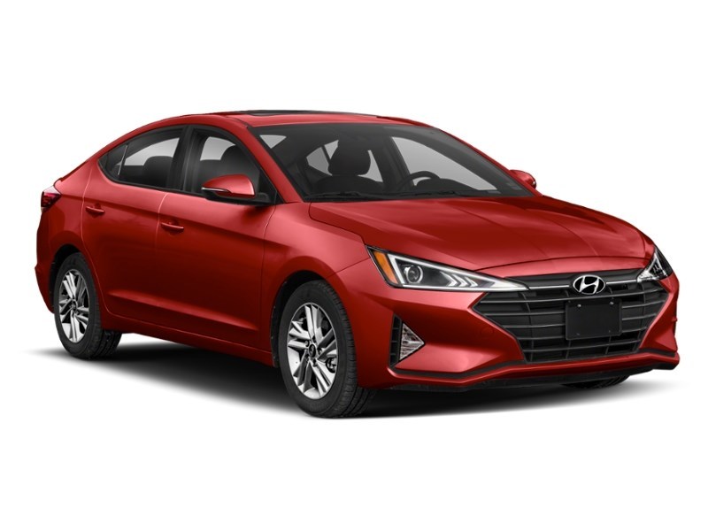 2020 Hyundai Elantra Preferred IVT Exterior Shot 8