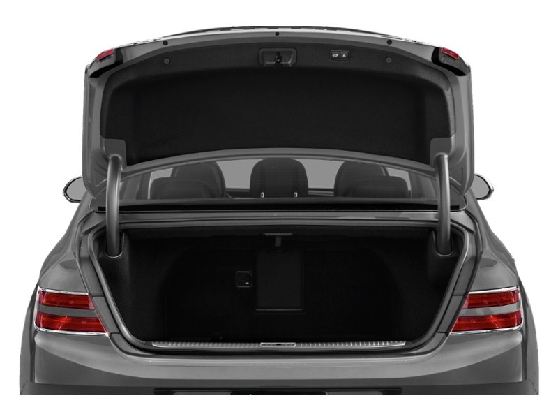 2022 Genesis G90 5.0 Prestige w/Multi-Spoke Wheel Exterior Shot 4