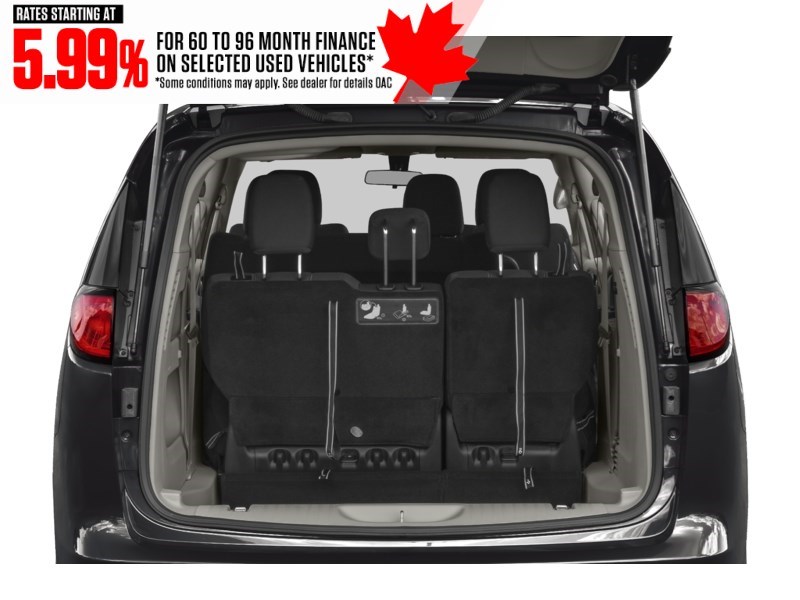 2024 Chrysler Grand Caravan SXT 2WD Exterior Shot 4