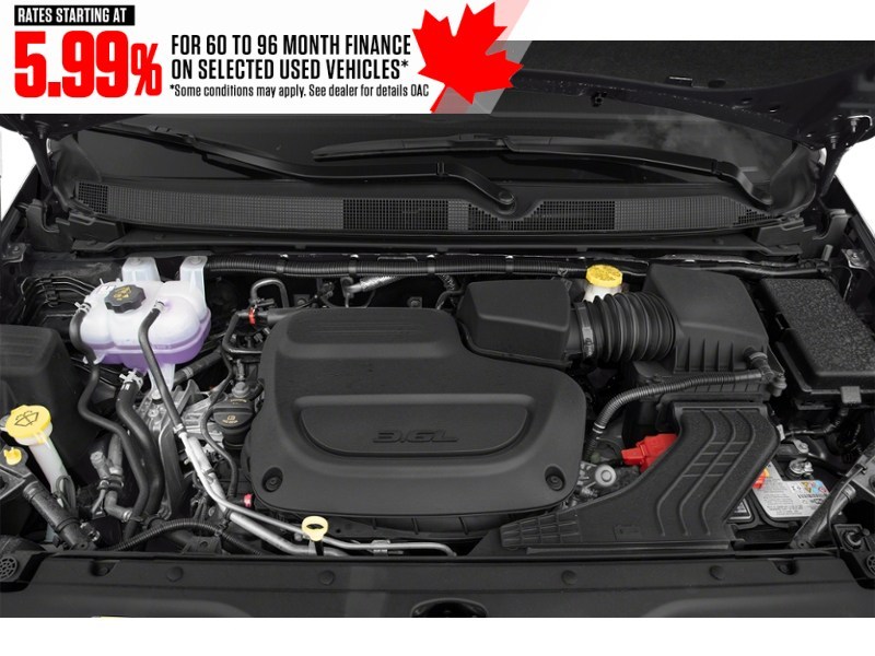 2023 Chrysler Grand Caravan SXT 2WD Exterior Shot 3