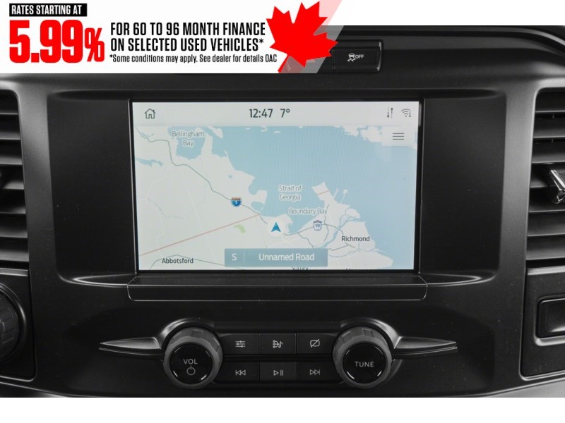 2022 Ford F-150 XLT 4WD SuperCrew 5.5' Box Interior Shot 8