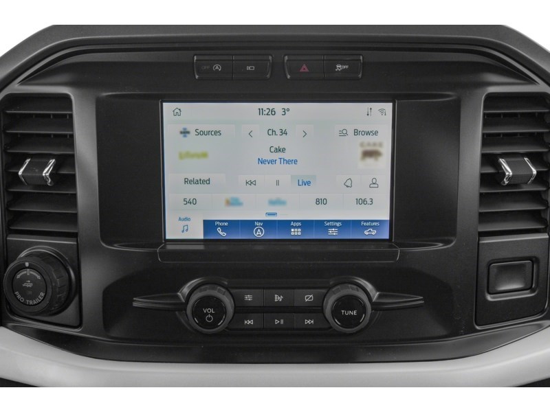 2021 Ford F-150 XLT 4WD SuperCrew 5.5' Box Interior Shot 2