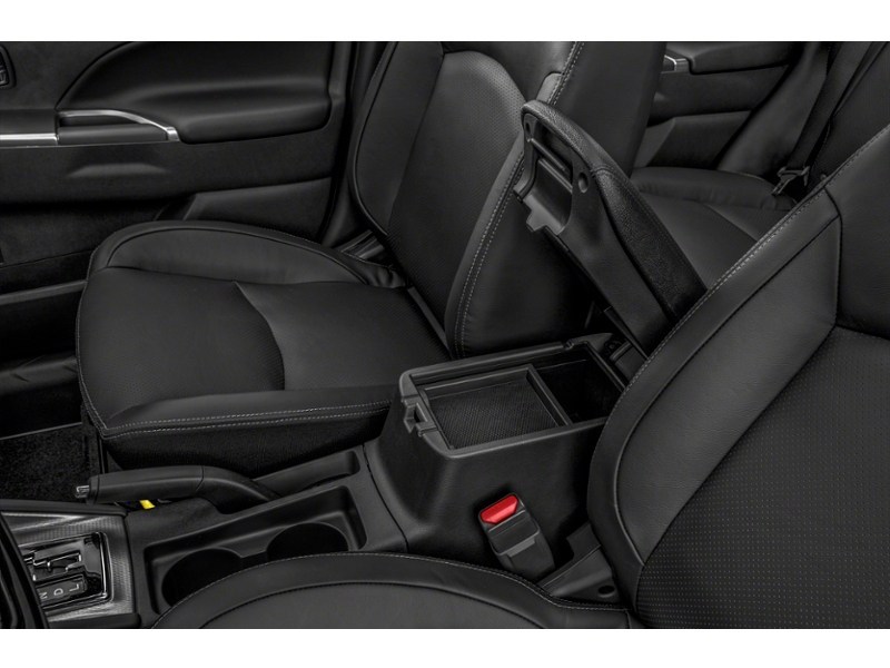2023 Mitsubishi RVR GT AWC Interior Shot 7