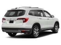 2022 Honda Pilot Touring 8-Passenger AWD Exterior Shot 2