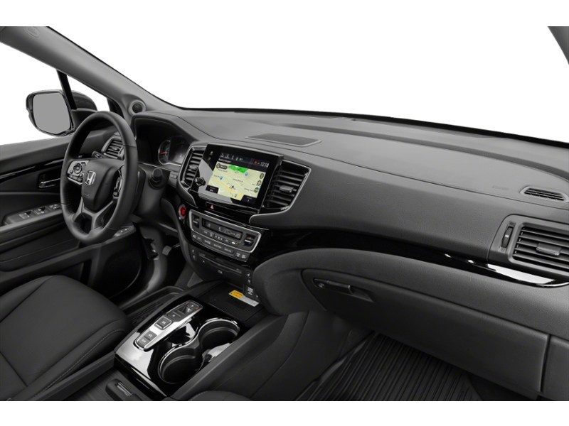 2022 Honda Pilot Touring 8-Passenger AWD Interior Shot 1