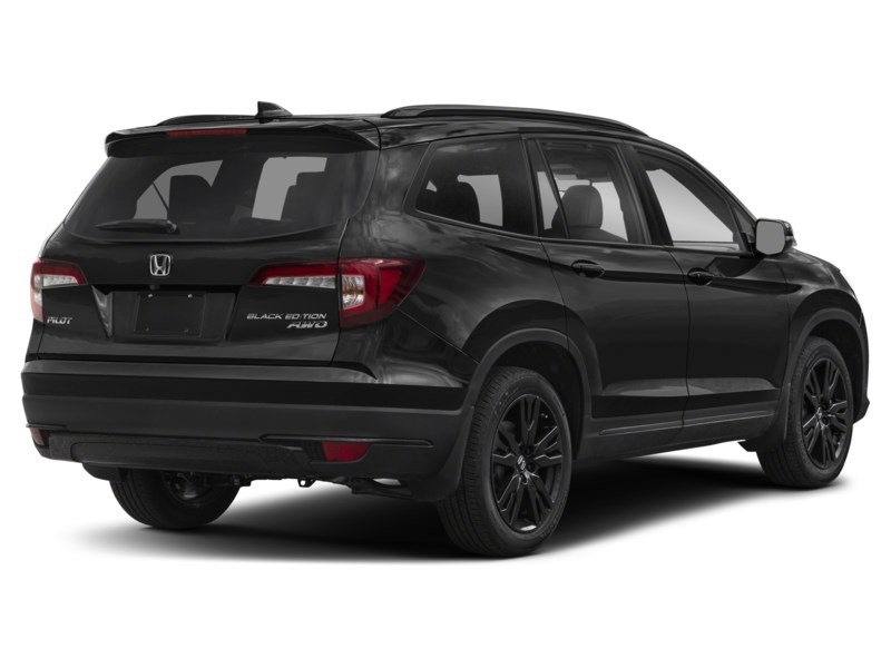 2022 Honda Pilot Black Edition AWD Exterior Shot 2