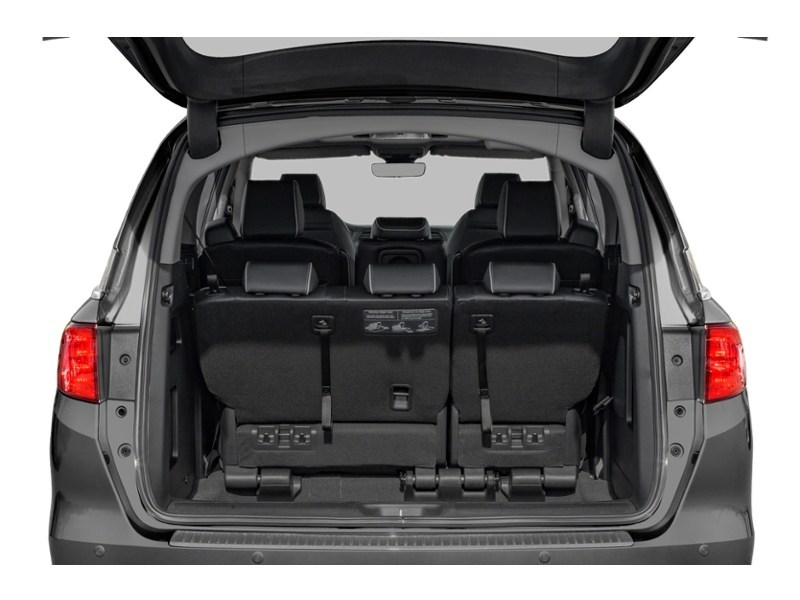 2024 Honda Odyssey Touring Auto Exterior Shot 4