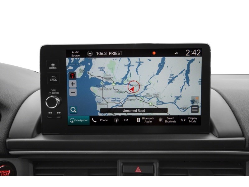 2023 Honda Pilot Touring AWD Interior Shot 8