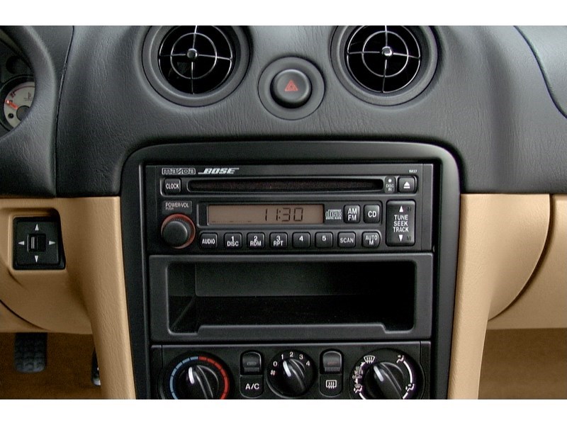 2002 Mazda MX-5 Miata 2dr Conv Auto Interior Shot 1