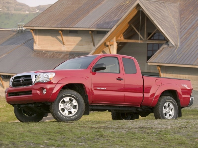 2005 Toyota Tacoma Base V6 (A5) OEM Shot 1