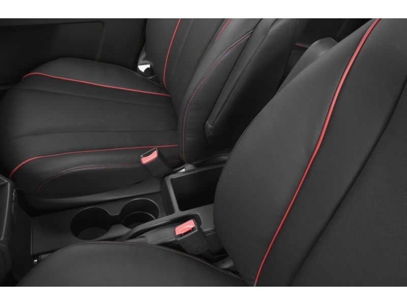 2014 Mazda Mazda5 4dr Wgn Auto GS Interior Shot 6