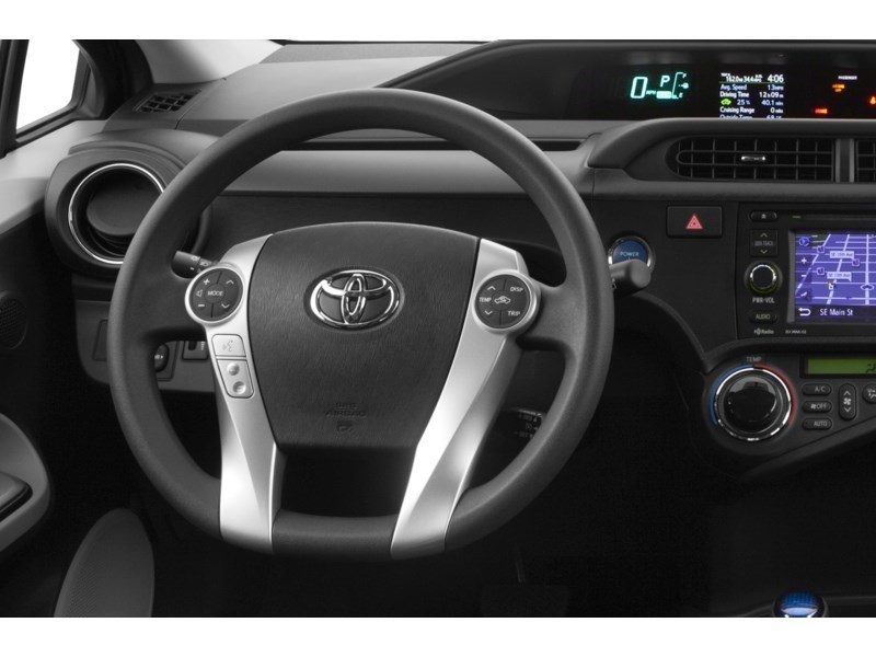2014 Toyota Prius c 5dr HB Technology Interior Shot 3