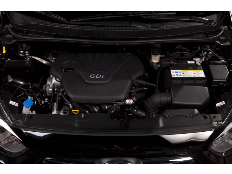 2013 Hyundai Accent 4dr Sdn Man GL *Ltd Avail* Exterior Shot 3