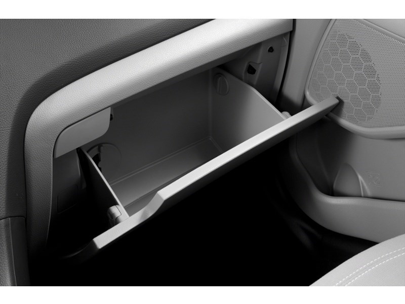 2013 Kia Optima 4dr Sdn Auto LX Interior Shot 4