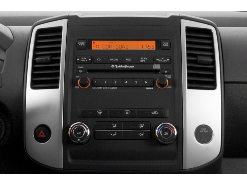 2015 Nissan Xterra 4WD 4dr Auto PRO-4X Interior Shot 2