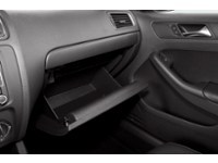 2013 Volkswagen Jetta 4dr 2.0L Man Trendline Interior Shot 3