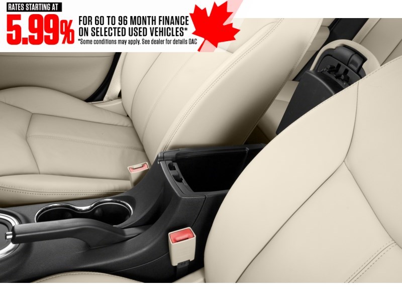 2014 Chrysler 200 4dr Sdn LX Interior Shot 8