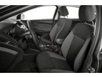 2014 Ford Focus 5dr HB SE Interior Shot 5