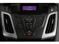 2014 Ford Focus 5dr HB SE Interior Shot 2