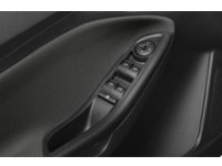 2014 Ford Focus 5dr HB SE Exterior Shot 10