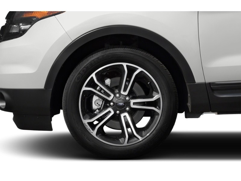 2014 Ford Explorer 4WD 4dr Sport Exterior Shot 5