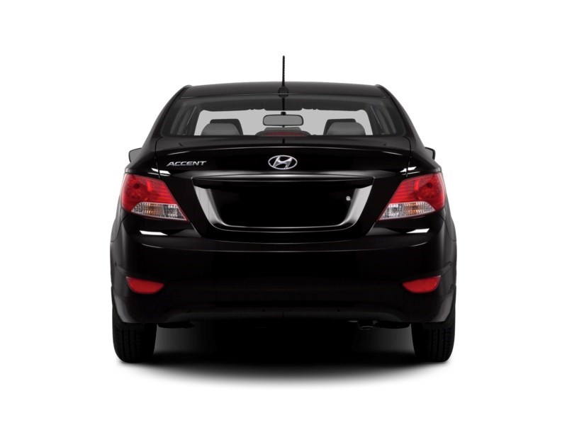 2014 Hyundai Accent 4dr Sdn Auto GL Exterior Shot 8
