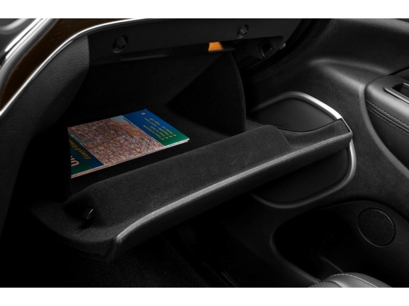 2016 Jeep Grand Cherokee 4WD 4dr Summit Interior Shot 4