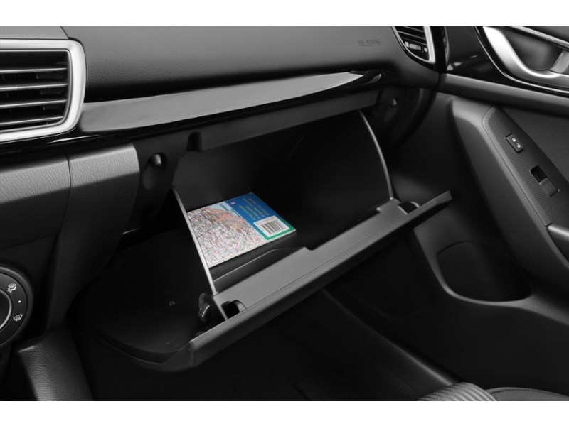 2015 Mazda Mazda3 4dr Sdn Auto GS Interior Shot 4