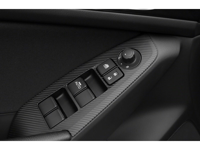 2014 Mazda Mazda3 4dr Sdn Auto GS-SKY Exterior Shot 14