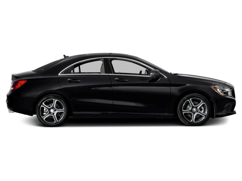 2015 Mercedes-Benz CLA-Class 4dr Sdn CLA 250 4MATIC Exterior Shot 11