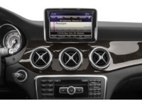 2015 Mercedes-Benz CLA-Class 4dr Sdn CLA 250 4MATIC Interior Shot 2