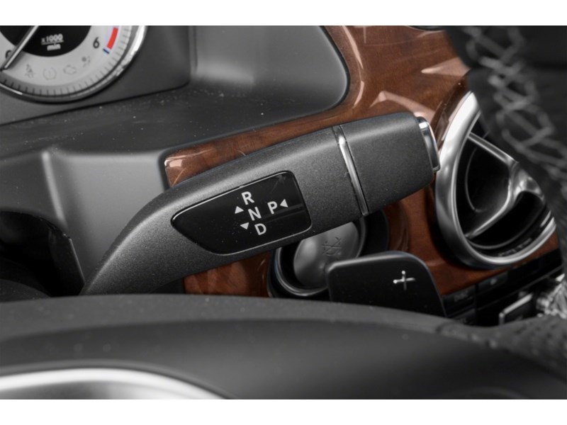 2014 Mercedes-Benz GLK-Class 4MATIC 4dr GLK 250 BlueTec Exterior Shot 9