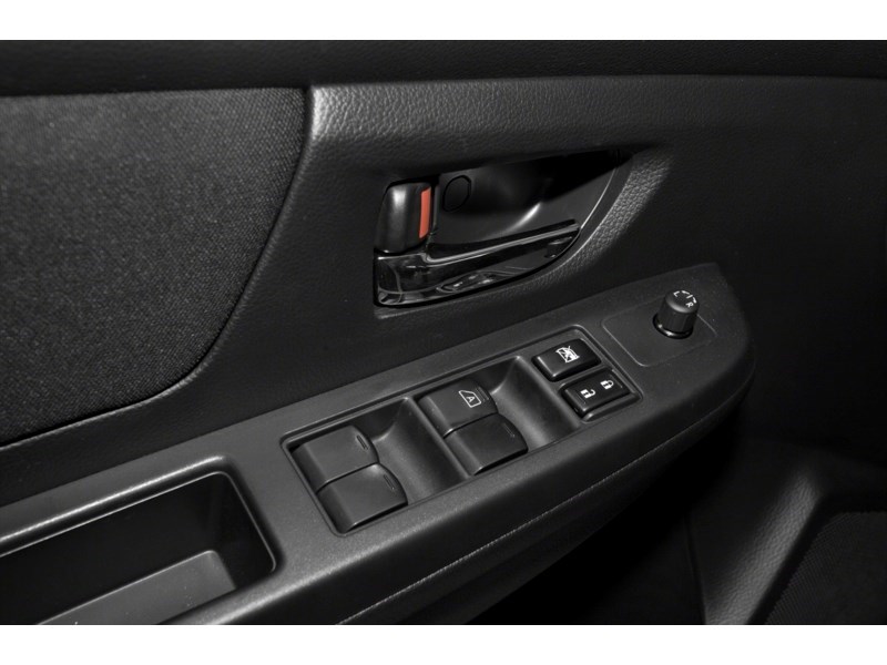 2014 Subaru Impreza 5dr HB CVT 2.0i w/Touring Pkg Exterior Shot 10