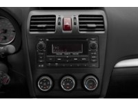 2015 Subaru Forester 5dr Wgn CVT 2.5i Convenience Interior Shot 2