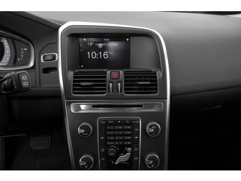 2016 Volvo XC60 AWD 5dr T5 Special Edition Premier Interior Shot 2