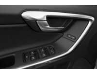 2016 Volvo XC60 AWD 5dr T5 Special Edition Premier Exterior Shot 14