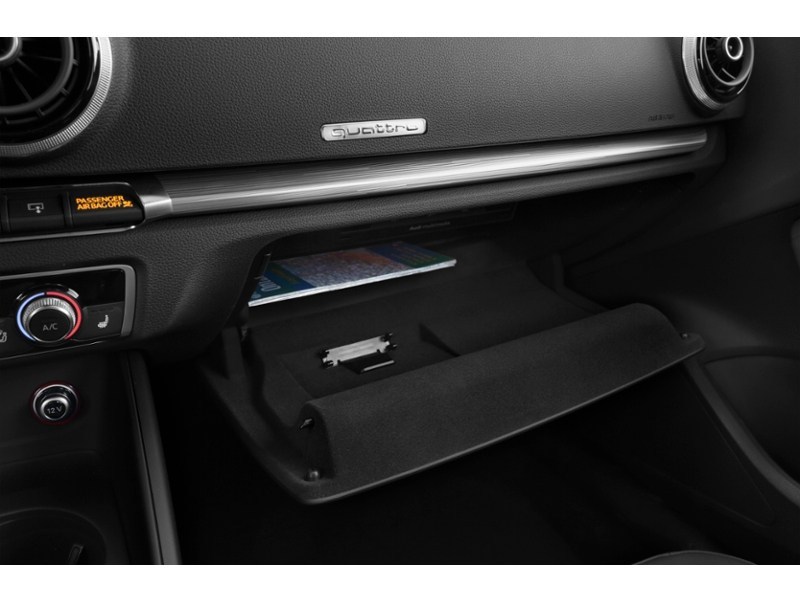 2016 Audi A3 4dr Sdn quattro 2.0T Progressiv Interior Shot 4