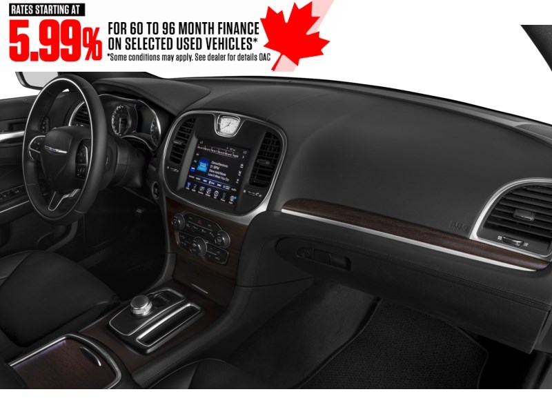 2016 Chrysler 300C 4dr Sdn 300C Platinum RWD Interior Shot 1